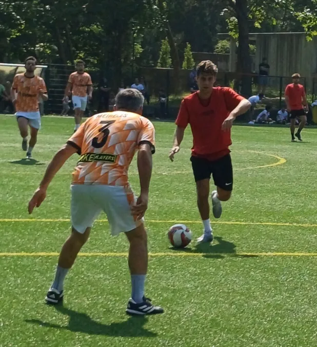 ESCOLA DE FUTEBOL LUIS COUCEIRO vs BOLA F  / AUTOSELLER