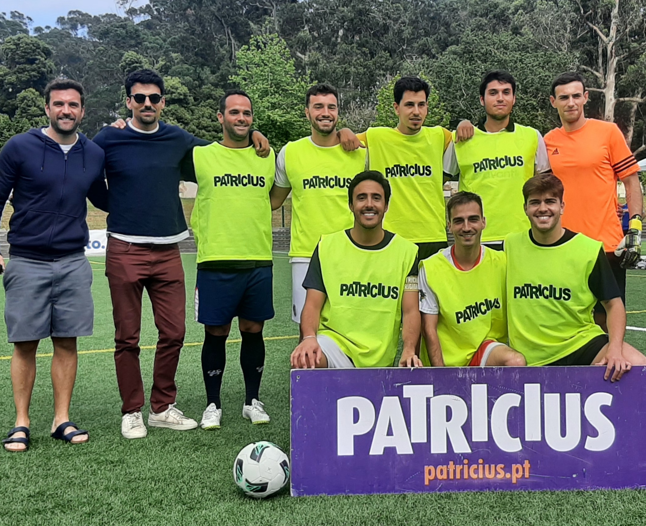 Foto de CANGALHEIROS